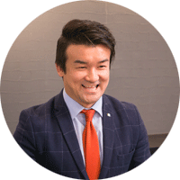 小林　靖典